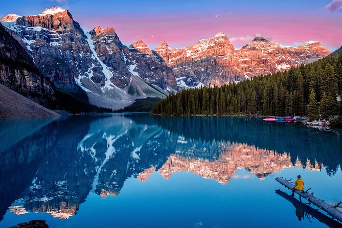 Moraine Lake shuttle tour from Calgary Canmore and Banff